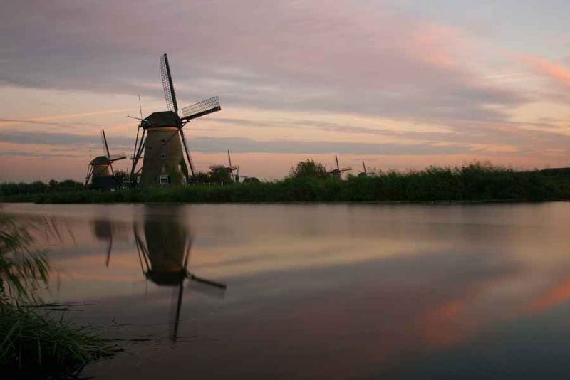 kinderdijk sunset.jpg